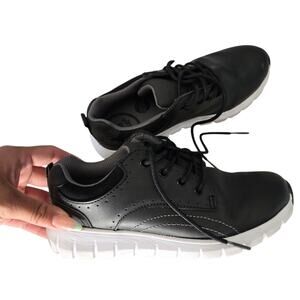 Stride Rite Boy's Sr Cru Black Sneaker Size: 1